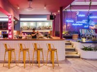 复古霓虹风泳池俱乐部图片-7